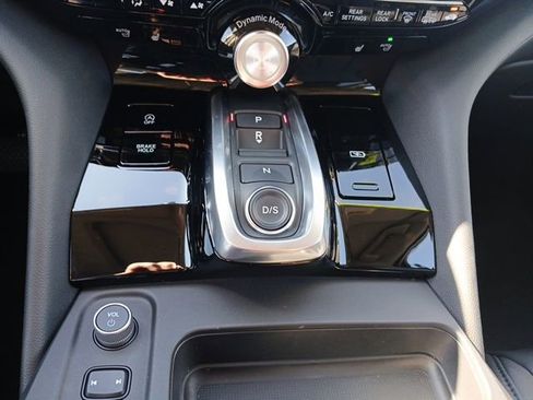 Certified 2025 Acura MDX SH-AWD image 21