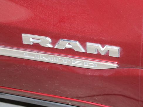 Used 2023 RAM 1500 Limited AWD/4WD image 12