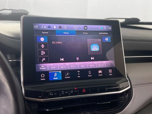 Used 2022 Jeep Compass Limited w/ Elite Group image 15