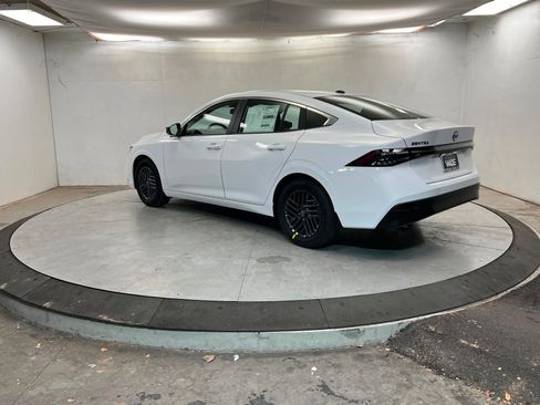 New 2026 Nissan Sentra SV image 3