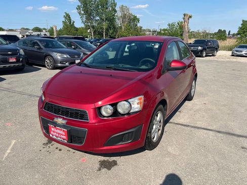 Used 2014 Chevrolet Sonic LT FWD image 1