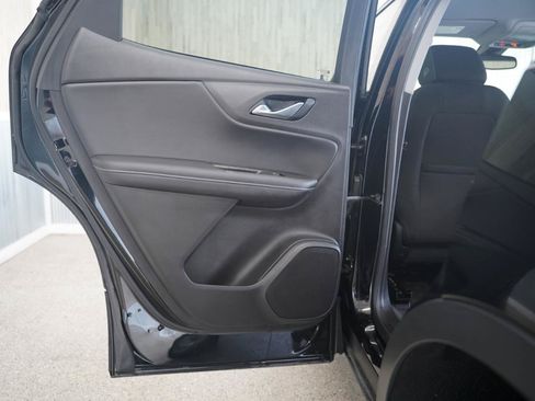 Used 2024 Chevrolet Blazer LT w/ Convenience Package FWD image 33