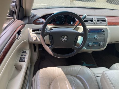 Used 2008 Buick Lucerne CXL w/ Driver Confidence Package FWD image 9