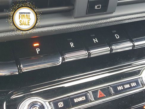 Used 2022 Lincoln Corsair Reserve w/ Equipment Group 201A image 23