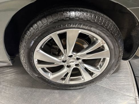 Used 2013 INFINITI JX35 AWD w/ Premium Pkg image 7