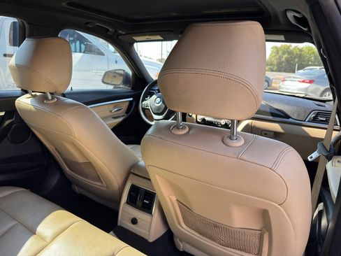 Used 2018 BMW 330i Sedan image 19