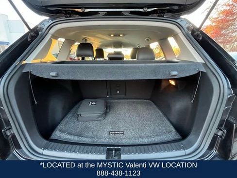 Certified 2022 Volkswagen Taos SE image 18