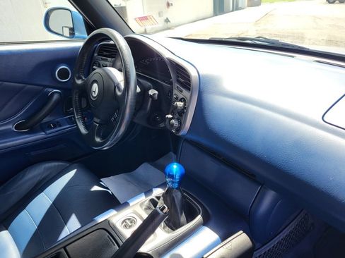 Used 2003 Honda S2000 image 19