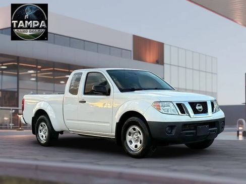 Used 2021 Nissan Frontier S RWD image 4