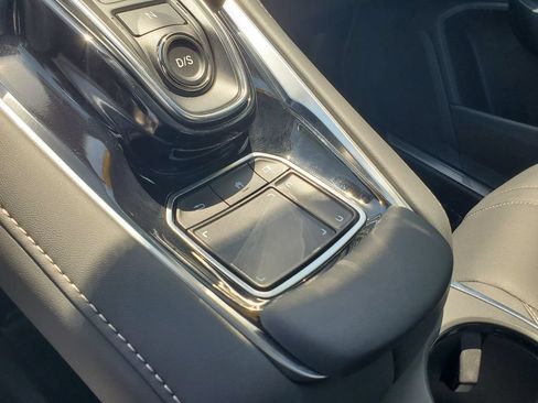 Used 2025 Acura RDX SH-AWD image 31