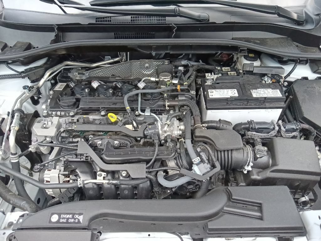 Used 2025 Toyota Corolla Cross L FWD image 33