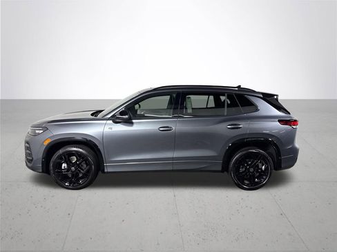 New 2026 Volkswagen Tiguan SE R-Line AWD/4WD image 9