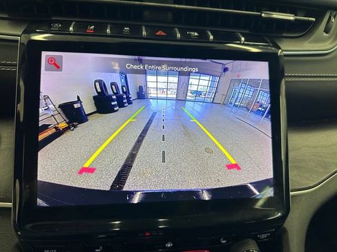 Used 2021 Jeep Grand Cherokee L Limited w/ Trailer Tow Group (B) image 36