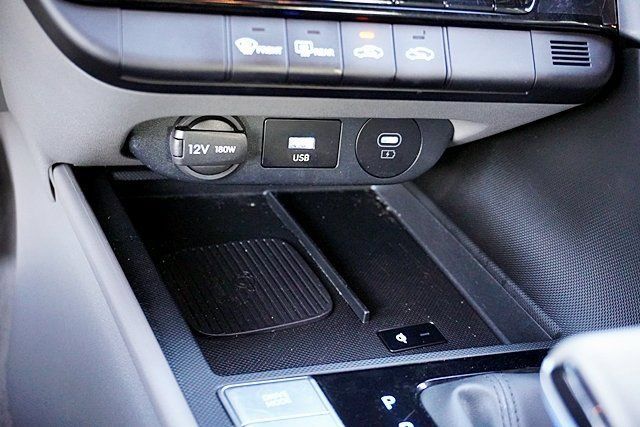 Certified 2026 Hyundai Elantra Sport FWD image 39