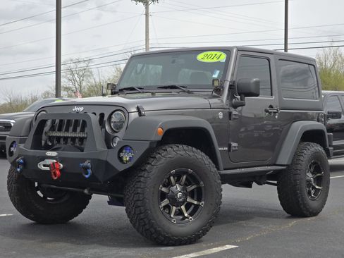 Used 2014 Jeep Wrangler Rubicon w/ Power Convenience Group image 1