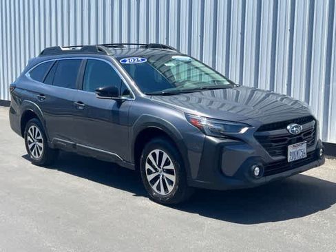 Certified 2025 Subaru Outback Premium AWD/4WD image 8