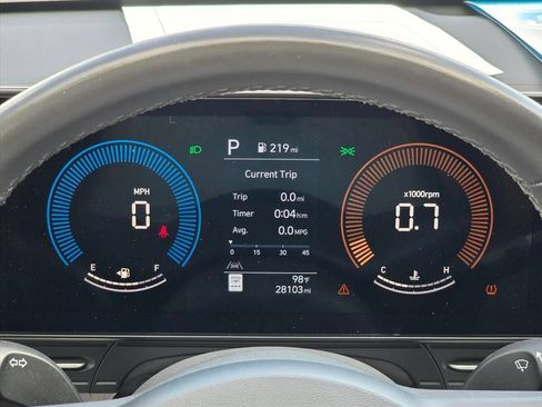 Used 2025 Hyundai Kona SEL AWD/4WD image 7