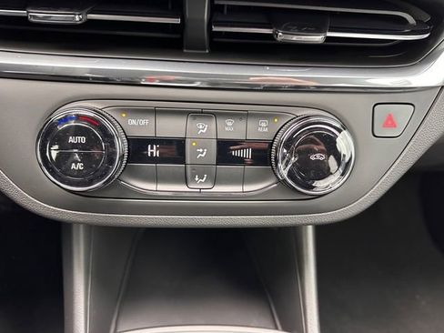 New 2026 Buick Envista Preferred image 30