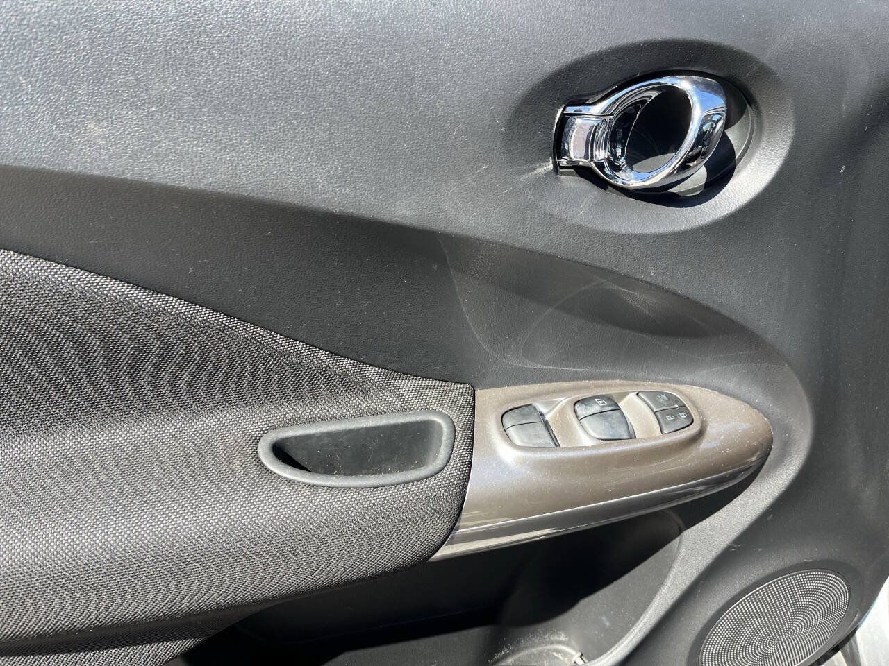 Used 2012 Nissan Juke SL FWD image 11
