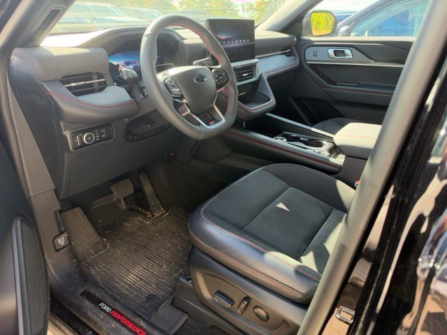 Used 2026 Ford Explorer ST AWD/4WD image 9