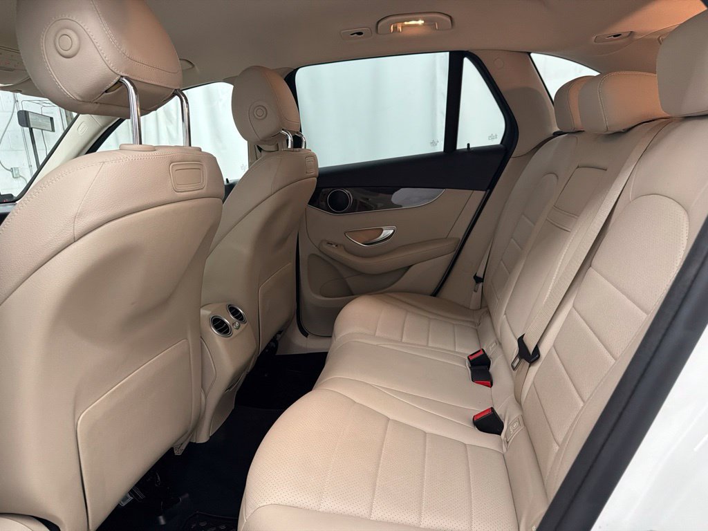Certified 2019 Mercedes-Benz GLC 300 4MATIC image 21
