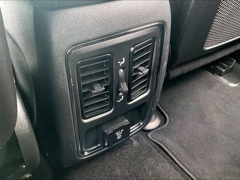 Used 2020 Jeep Grand Cherokee Altitude AWD/4WD image 10