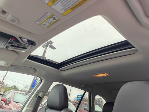 Used 2022 Subaru Outback Limited image 15