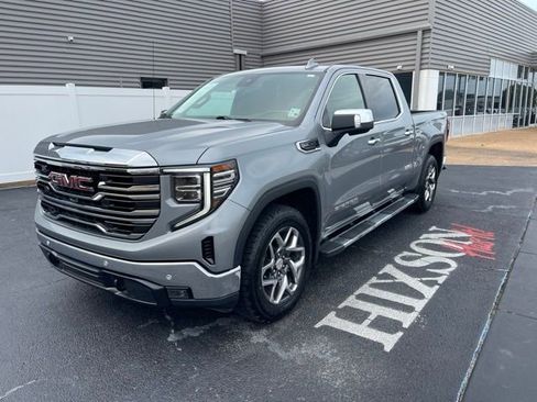 Used 2024 GMC Sierra 1500 SLT w/ SLT Premium Plus Package AWD/4WD image 1