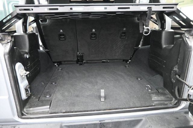 Used 2023 Jeep Wrangler Unlimited Sport AWD/4WD image 17