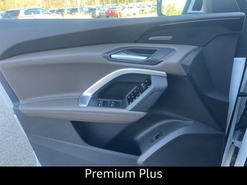 New 2025 Audi Q5 Premium Plus image 7