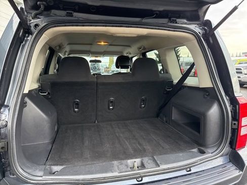 Used 2014 Jeep Patriot Sport image 14