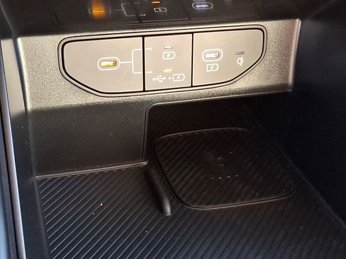 New 2026 Kia Sorento S w/ S Panoramic Sunroof Package image 23