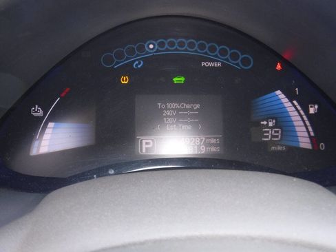 Used 2012 Nissan Leaf SL image 6