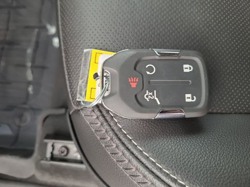 Used 2023 GMC Terrain Denali w/ Denali Premium Package image 28