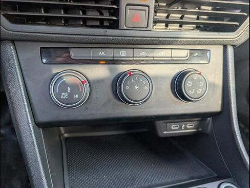 Used 2024 Volkswagen Jetta S image 12