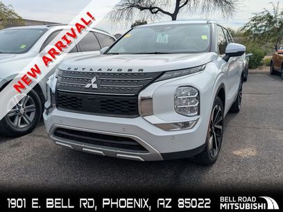 Used 2023 Mitsubishi Outlander SE
