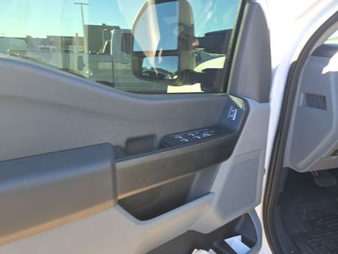 Used 2025 Ford F250 XL image 10