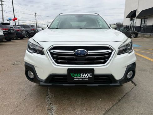 Used 2019 Subaru Outback 2.5i Touring image 4