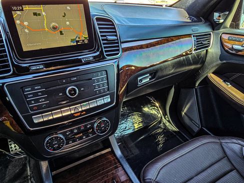 Used 2017 Mercedes-Benz GLE 63 AMG S image 21