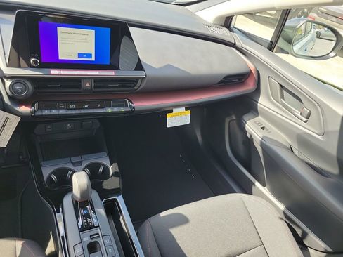 New 2026 Toyota Prius Plug-In Hybrid FWD image 28