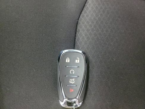 Used 2023 Chevrolet Malibu LT FWD image 32