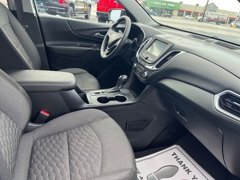 Used 2018 Chevrolet Equinox LT image 29