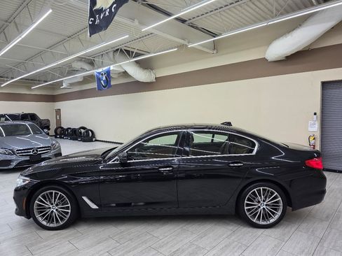 Used 2017 BMW 540i RWD image 9