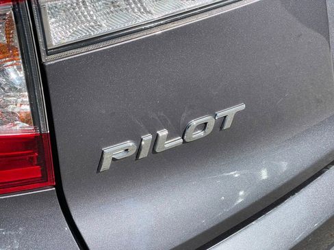 Used 2022 Honda Pilot Elite image 39