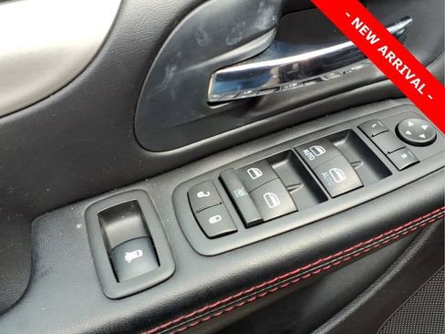 Used 2015 Dodge Grand Caravan R/T w/ Driver Convenience Group FWD image 14