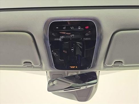 Certified 2022 Mercedes-Benz S 500 4MATIC image 25