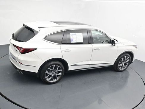 Used 2024 Acura MDX SH-AWD w/ Technology Package image 27