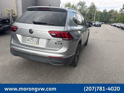 Used 2022 Volkswagen Tiguan SE w/ Panoramic Sunroof Package AWD/4WD image 6