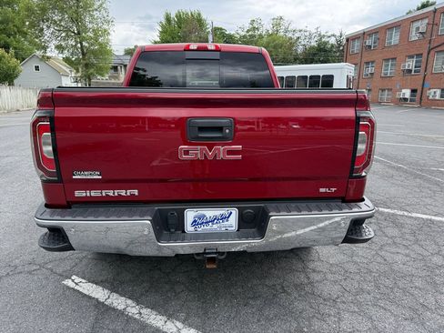 Used 2018 GMC Sierra 1500 SLT AWD/4WD image 4