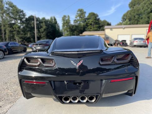 Used 2014 Chevrolet Corvette Stingray Coupe RWD image 6